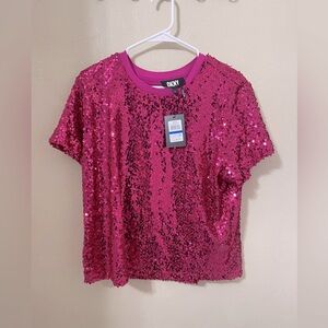 💙🌼NWT DKNY Fuchsia Sequin Top